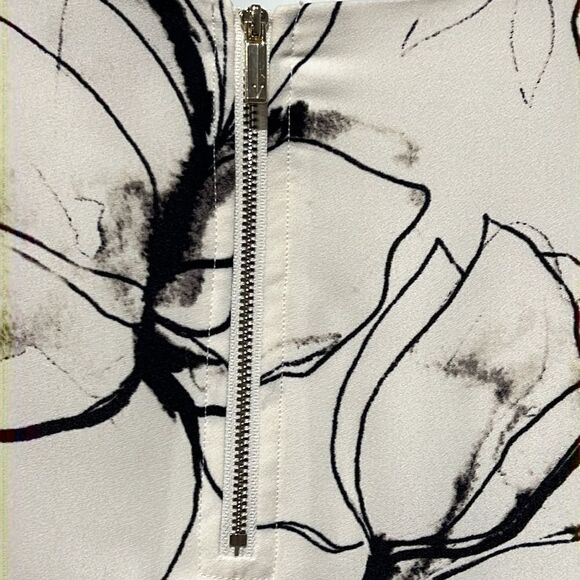 Vince Camuto Short Sleeve Shift‎ Dress Size 2 (fits larger, see measurements) - Picture 10 of 12